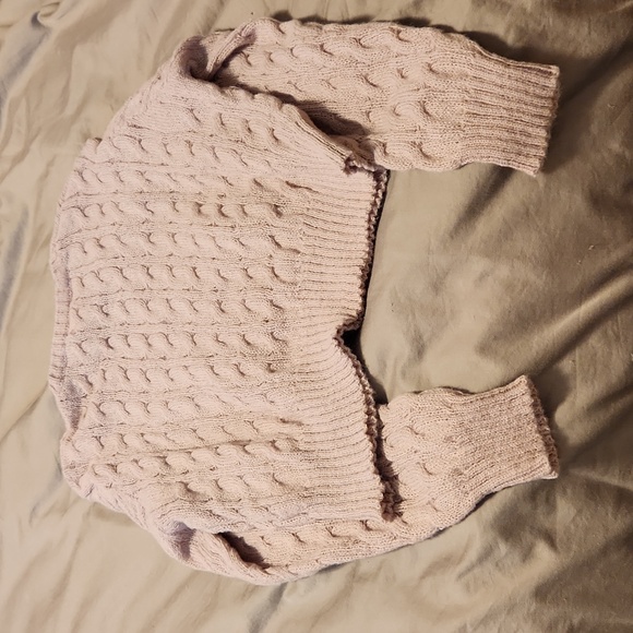 SOLD-Crop top - Picture 4 of 4